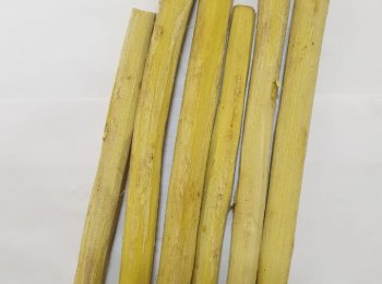 peeled licorice root 